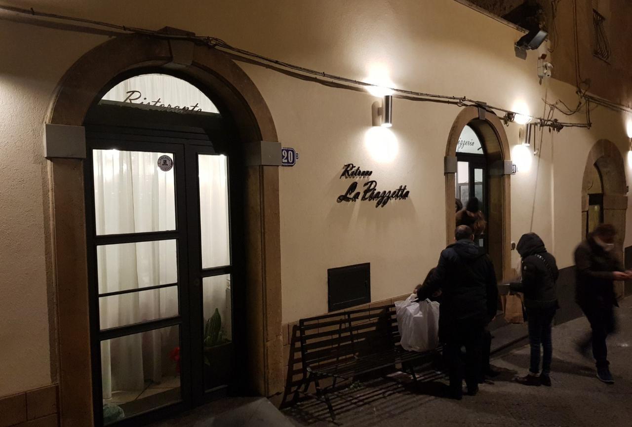 Affittacamere La Piazzetta Caltagirone Bagian luar foto
